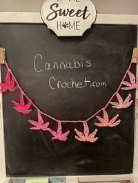 Image 1 of Pink Ombré Leaf Bunting