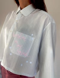 Image 1 of Chemise crop "sunshine"