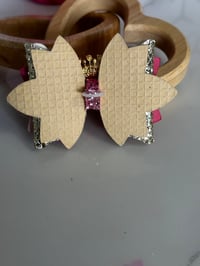 Image 4 of Pink and Gold Pink Parade Queens Crown Tumbler Straw Topper Bow