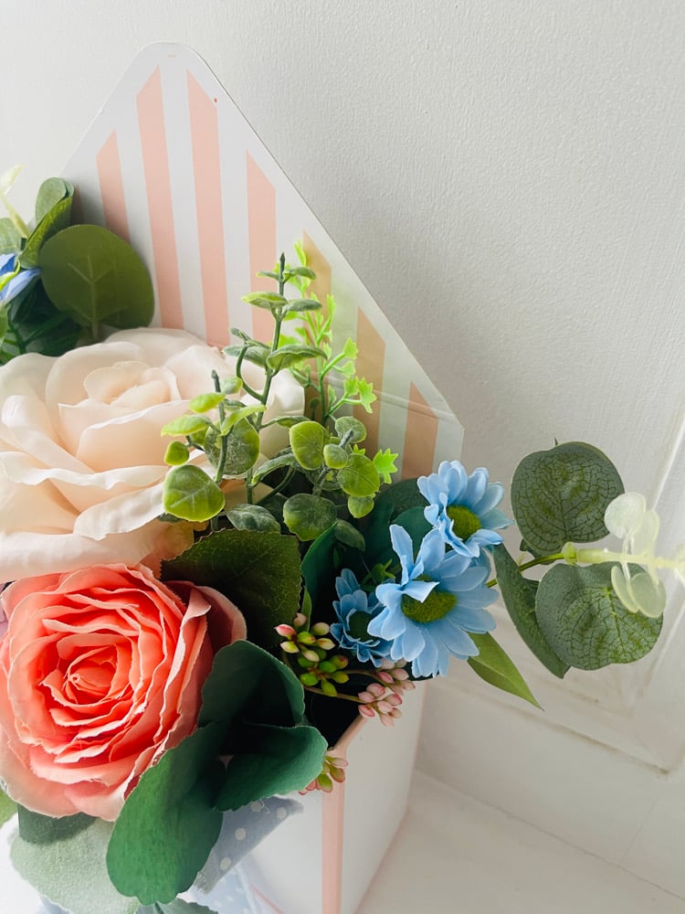 Image of Floral Envelope 