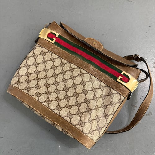 Image of Gucci GG Supreme Leather Shoulder Bag