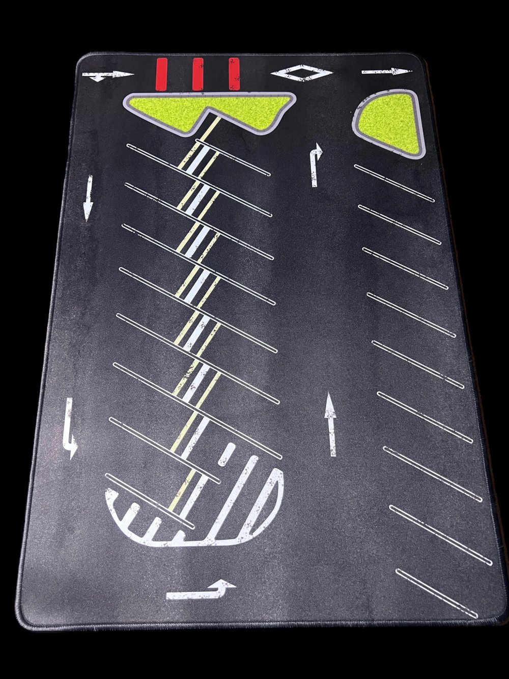 1/64 U-TURN PARKING LOT PAD