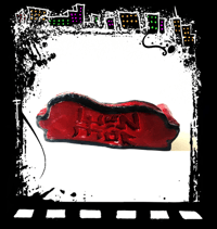 Image 2 of Wun Couch