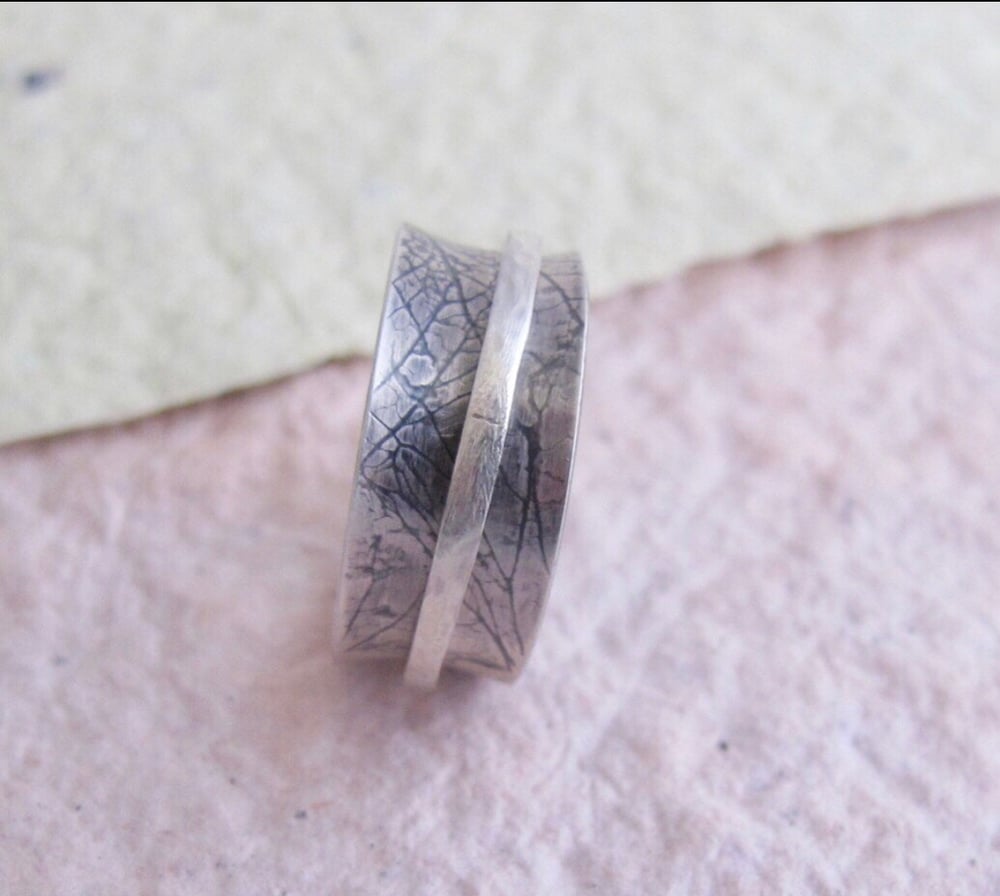 Image of Spinner ring 