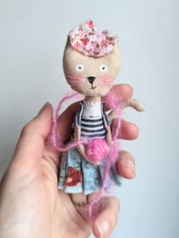 Image 3 of The pink wool