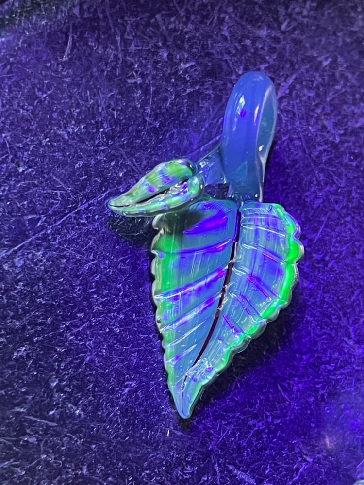 Image of Mini Metallic Blue 2 Leaf Pendant