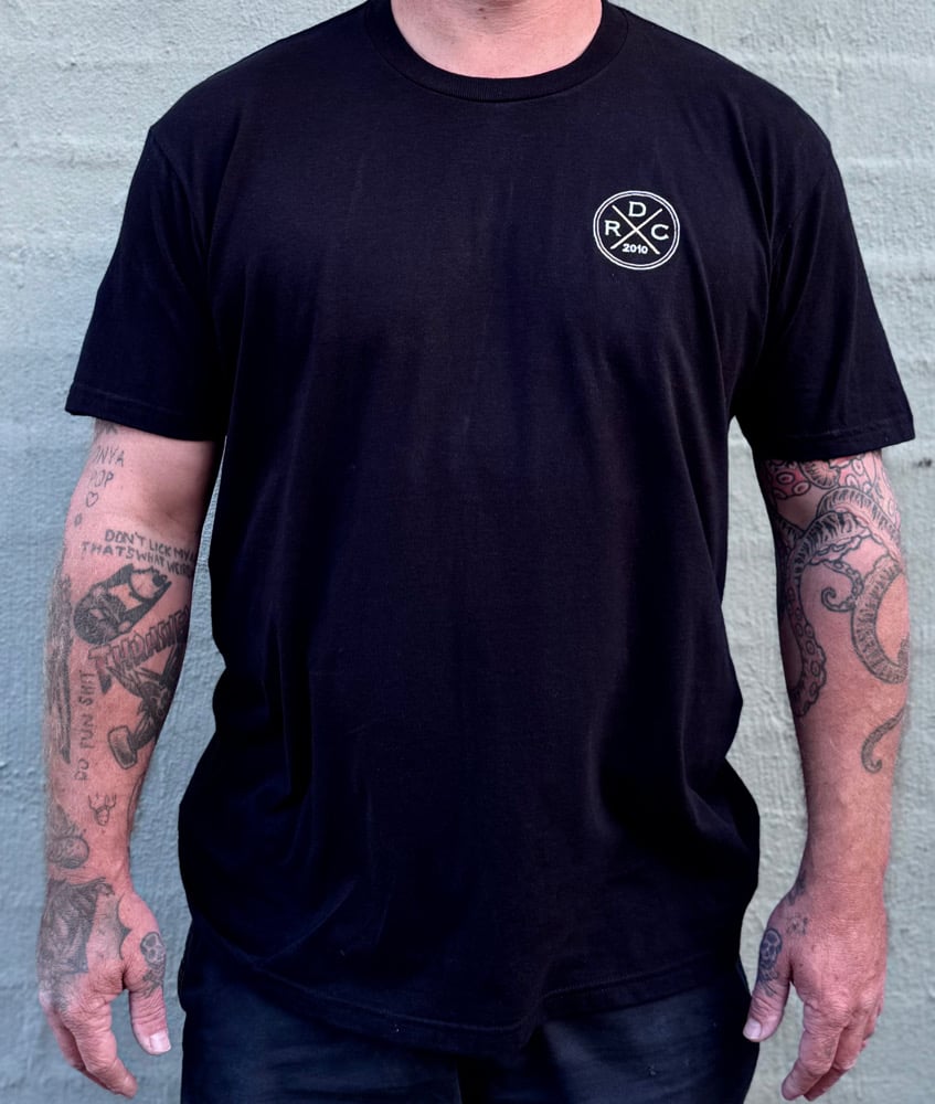 Image of Rad Dads Club CIRCLE EMB Tee - Black