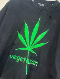 Image 2 of VEGETARIAN T-SHIRT - 3