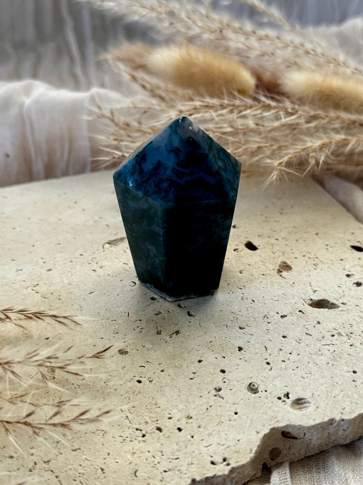 Image of Moss Agate Cupcake Tower 