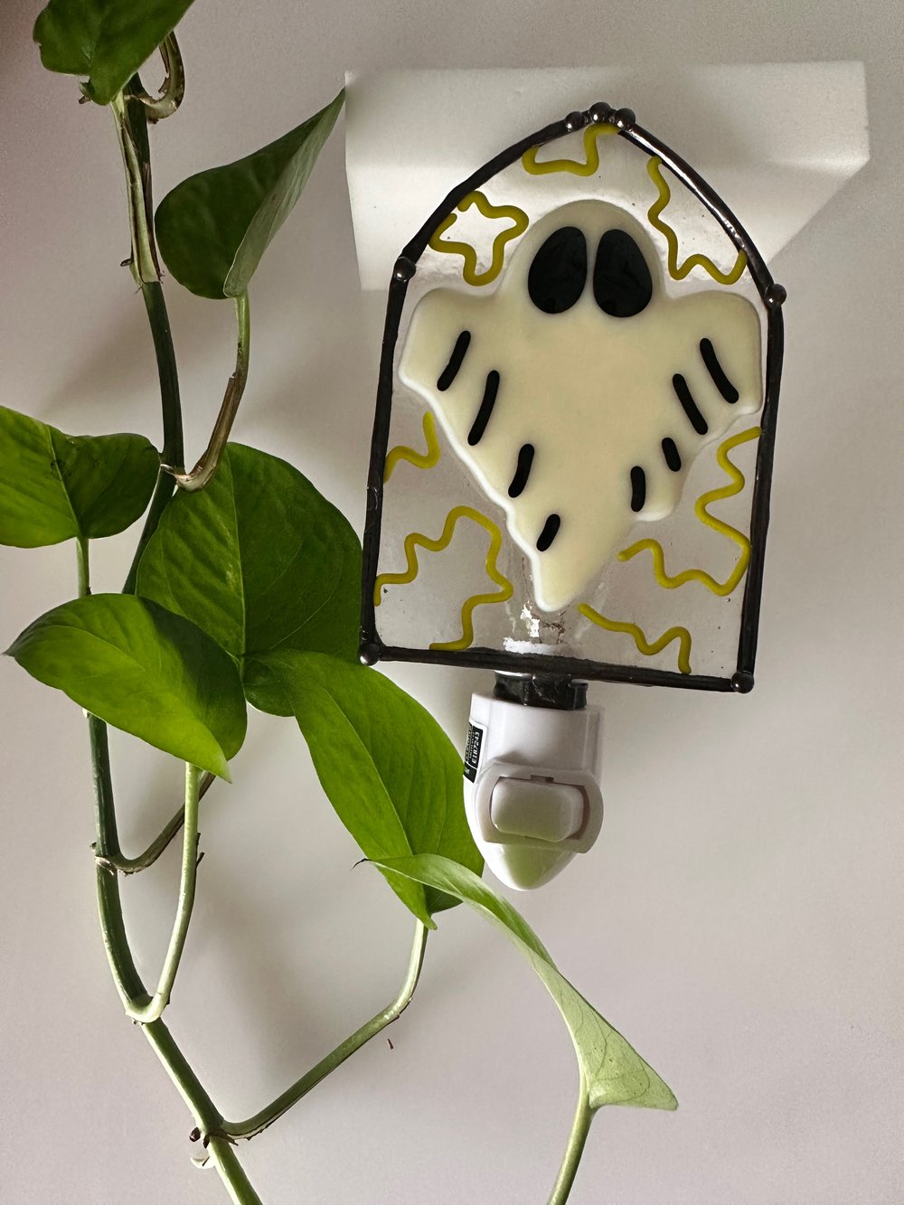 Image of ghost nightlight (green squiggles)