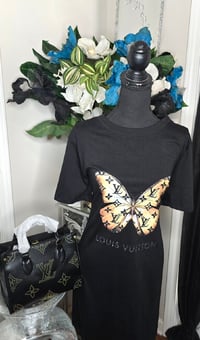 Image 1 of Size Large butterfly Tshirt dress with small studded tote