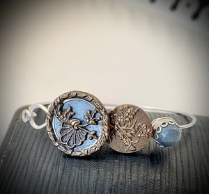 Image of "Sea & Sky" Vintage Button Bracelet