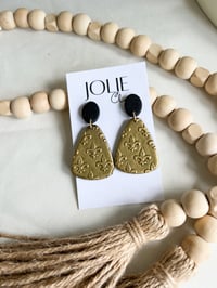 Fleur De Lis Liana