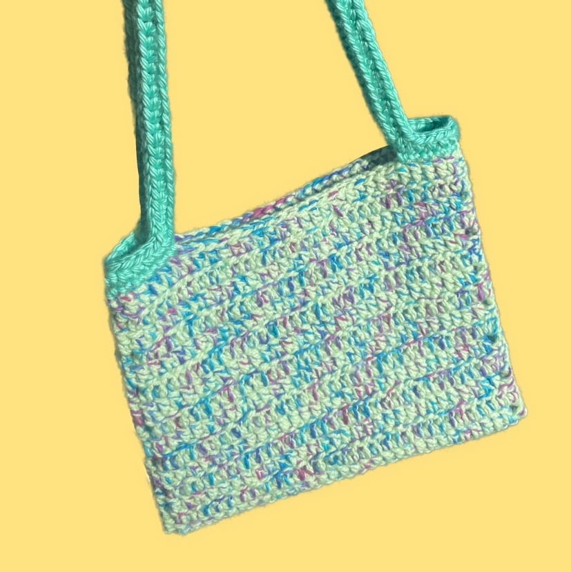 Wildberry Sweater Tote 