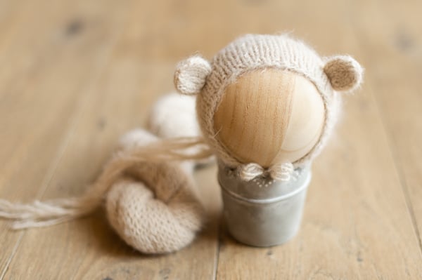 Image of Oatmeal Fuzzy Bear Bonnet 