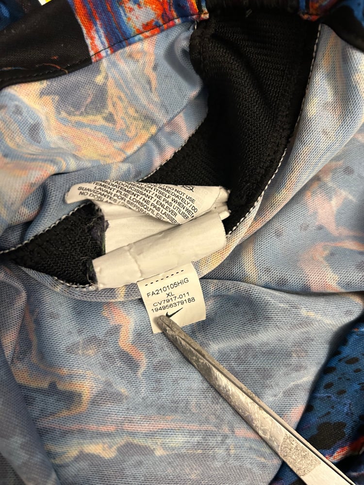 Image of Tottenham Hotspur “DELE 20” 2021/22 Away Shirt + patches (XL)