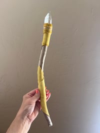 Image 1 of *new* MINI WAND-YELLOW