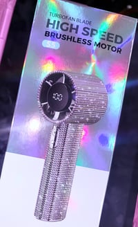 DIAMOND LASH FAN