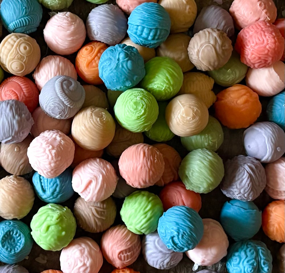 Image of Flushies GID Toilet Pack (1 x Ball, 1 x Toilet) Random Draw