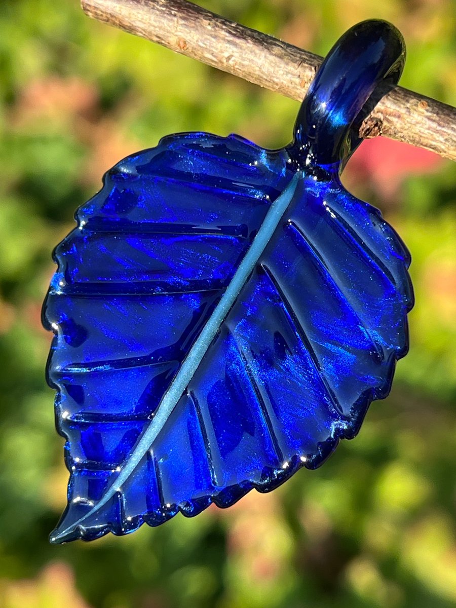 Image of Blue Sparkle Leaf Pendant