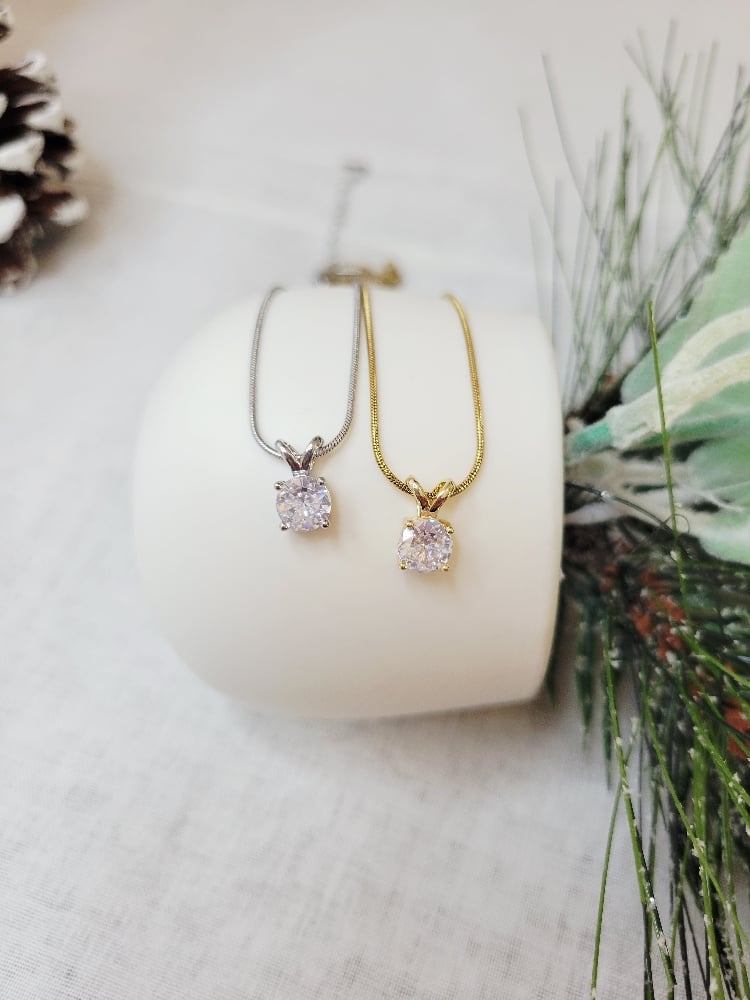 Image of Leah Necklace 