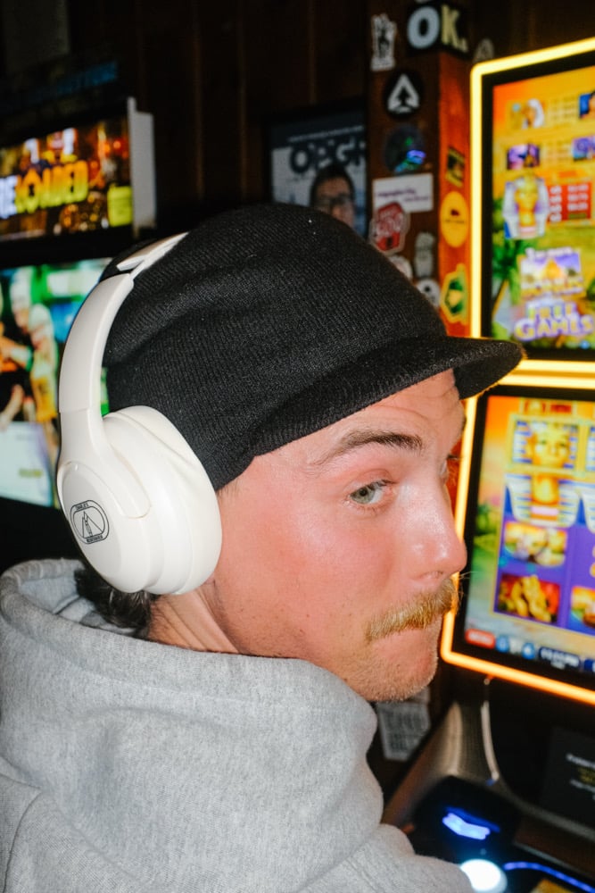 Image of CHARLIE'S OVERHEDZ