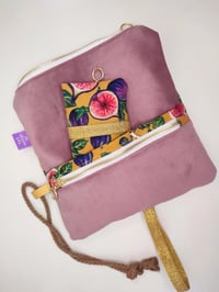 Image 5 of Maxi cartera BREVARIUM mostaza y ROSA