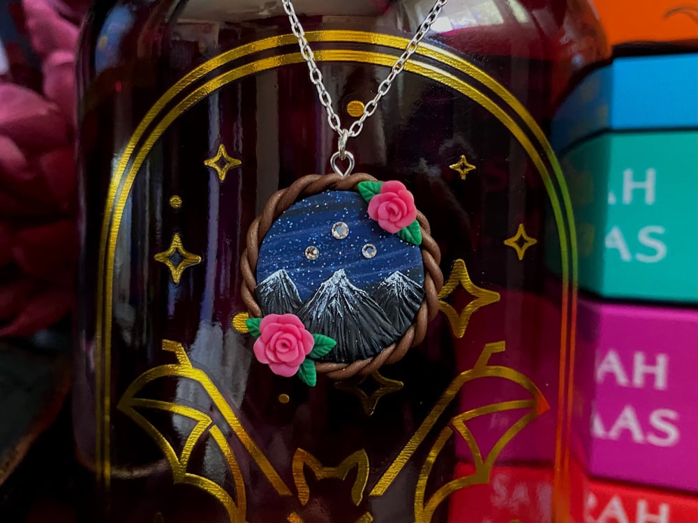 Image of ACOTAR Velaris Pendant