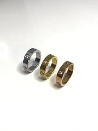 “ CLASSY “ Ring 