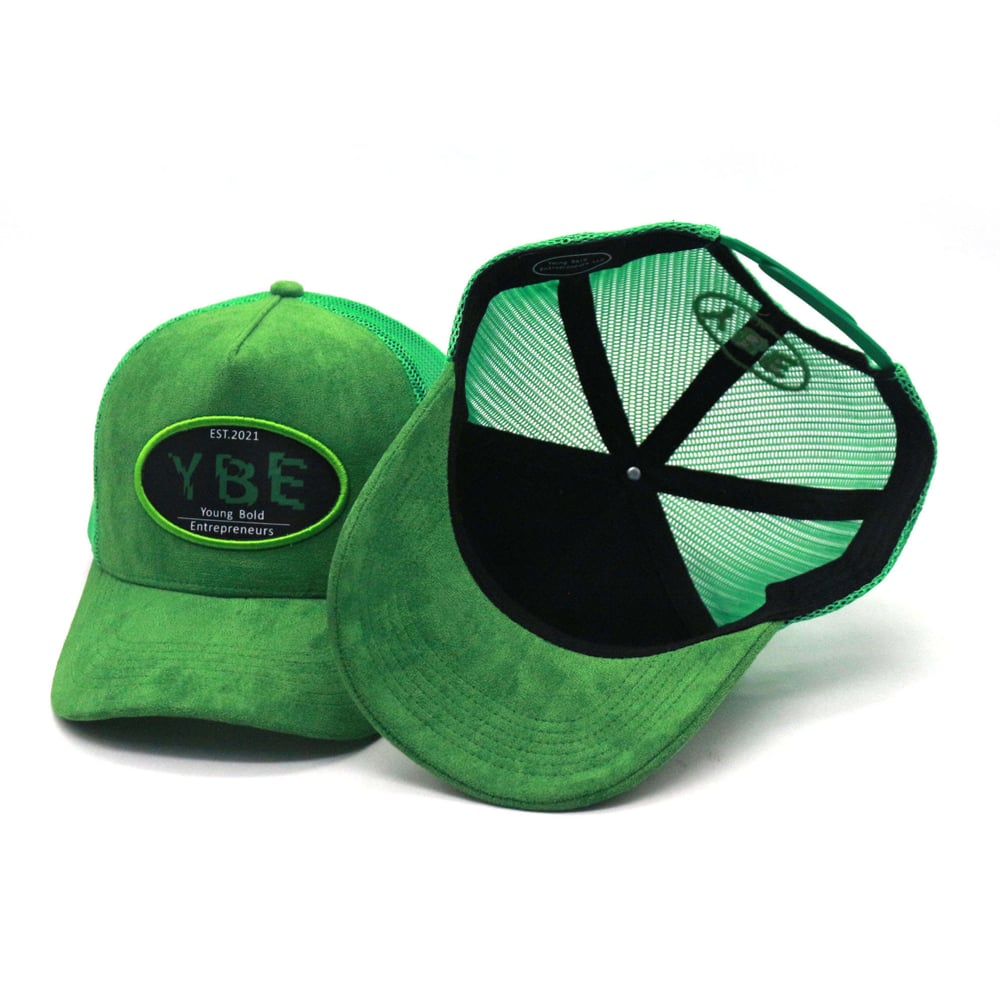 ✨Chase Your Dreams✨  green suede trucker hat