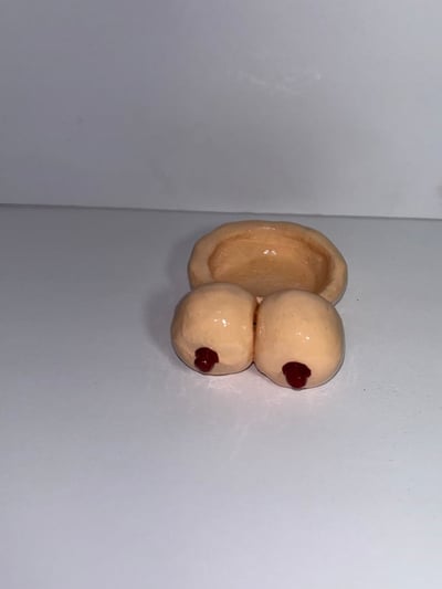 Image of Witties ( clay ashtray )