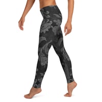 Image 3 of Black and Gray Baroque Style Print Leggings