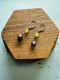 Image 1 of purple peacock pearl and green garnet earrings