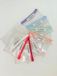 Image 1 of Le Porte-Monnaie transparent pailleté au choix