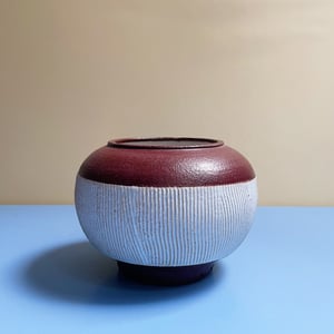 Image of Vase - Thrown / Burgundy 