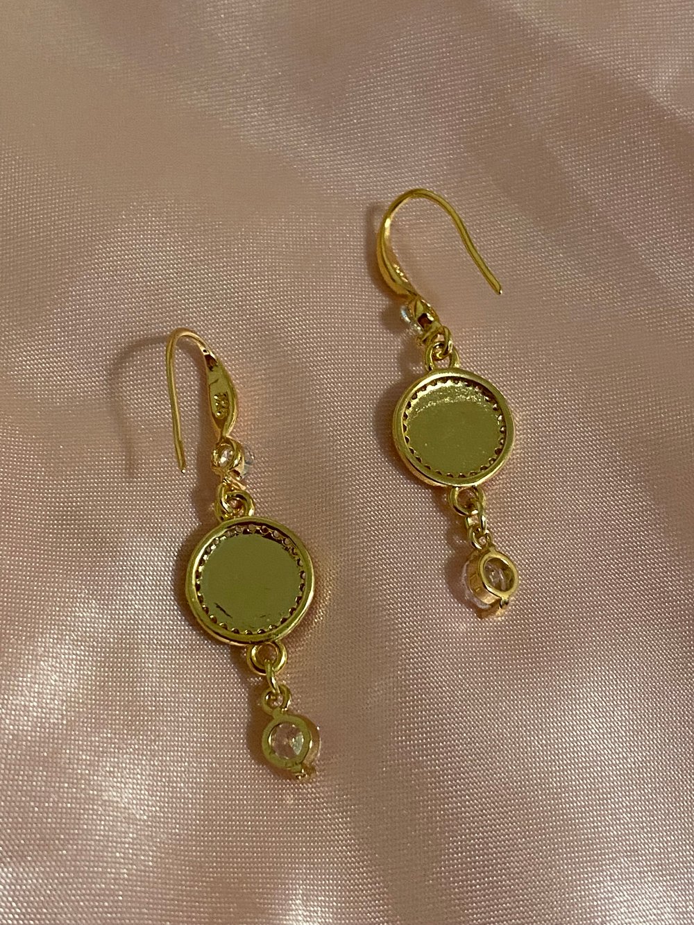 Image of ✨Mint Green hook earrings✨
