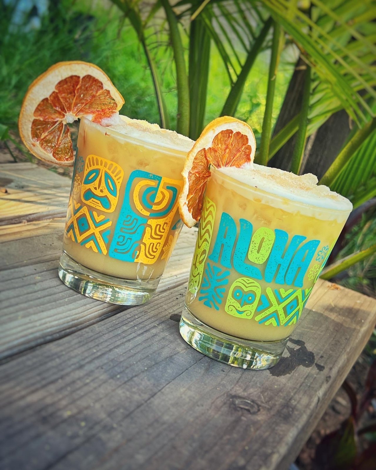 Mai tai store glass