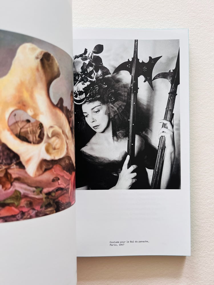 Image of Book Leonor