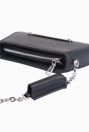 PLACEBO LIPS POCKET SHOULDER BAG (BLACK)