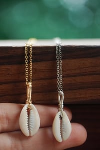 Image 2 of FIND YOUR WAY- necklace