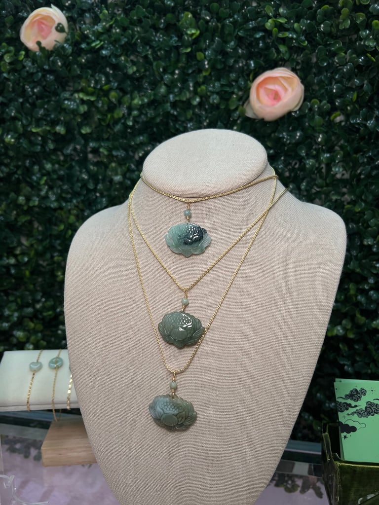 lotus flower necklace (dark tone) Image 3