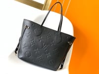 Image 3 of Leather Neverfull