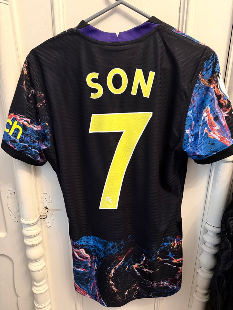 Image of Tottenham Hotspur “SON 7” 2021/22 Vaporknit Away Shirt + patches (S)