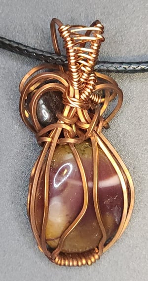 Image of Mookaite Jasper with Hematite 