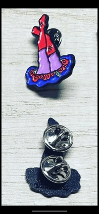 Image 3 of “Don’t Drown” small enamel pin 