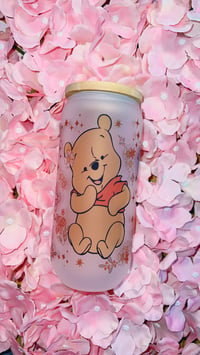 Image 1 of Pooh Floral Frosted 16 oz 