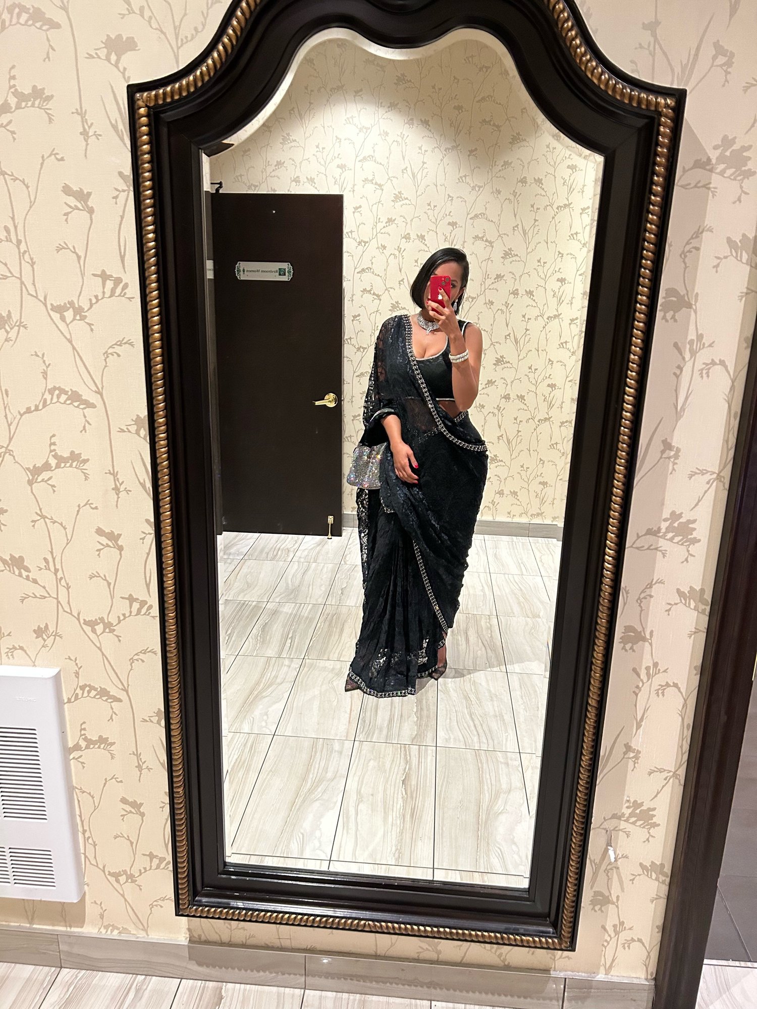 Image of LACE & RHINESTONE EMBELLISHED SAREE (M)