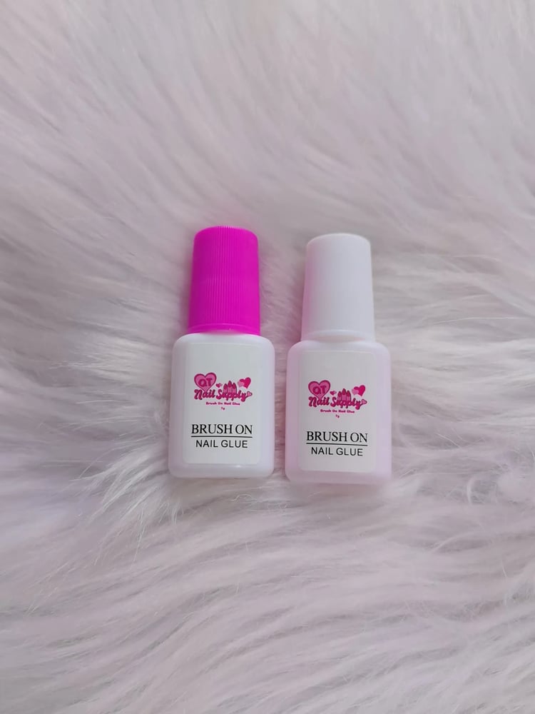 Image of NAIL GLUE