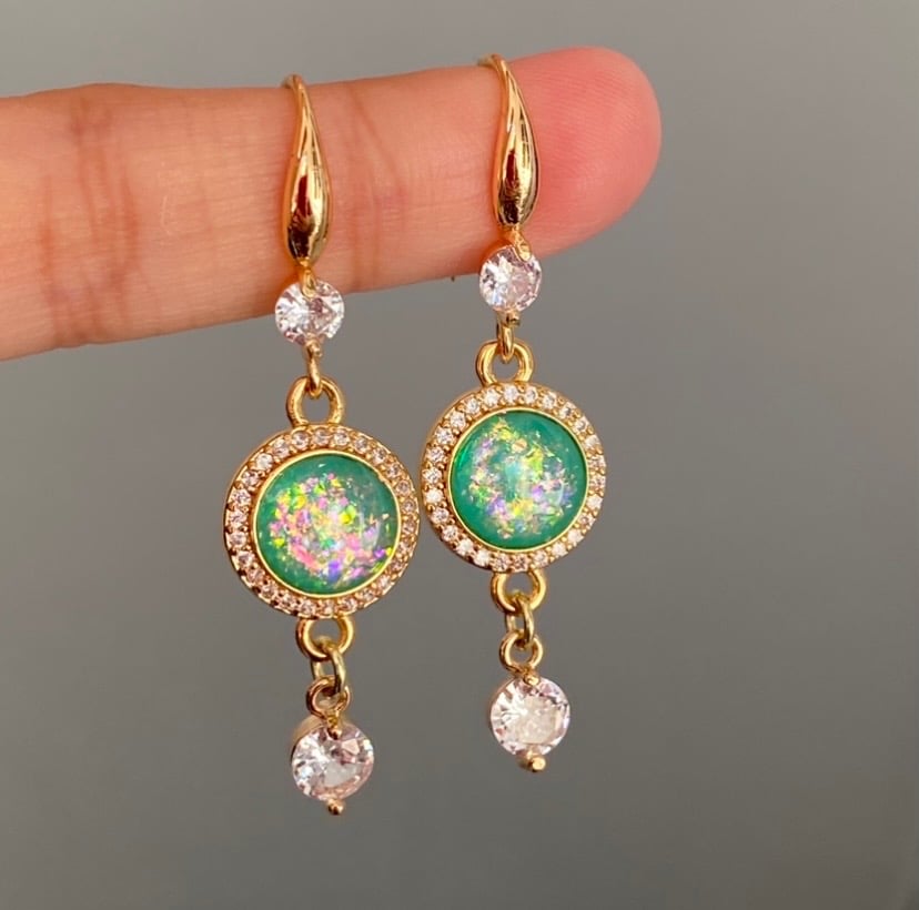 Image of ✨Mint Green hook earrings✨