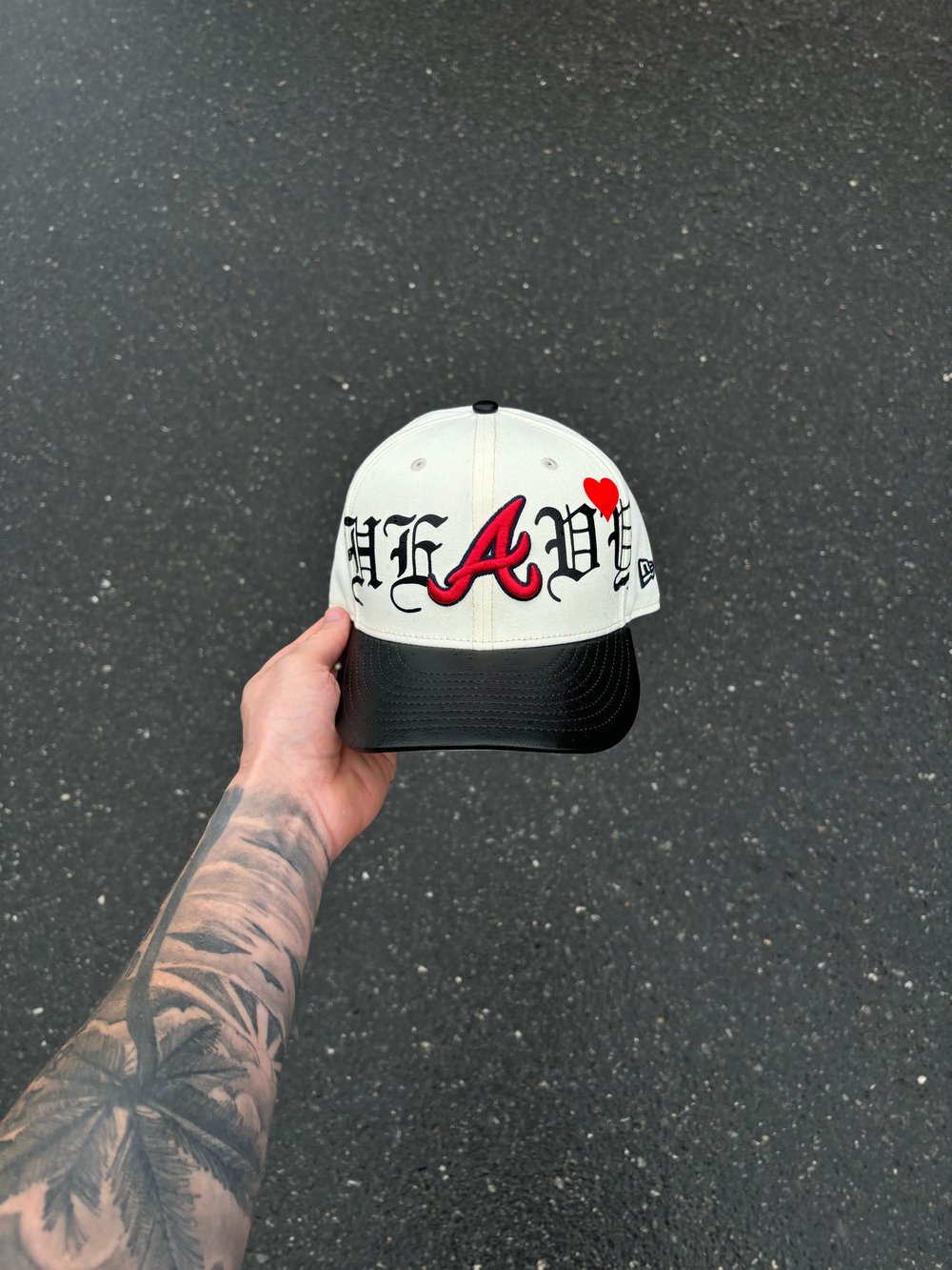 Image of LEATHER BRIM HEAVY HEART ATL BRAVES CUSTOM FITTED CAP